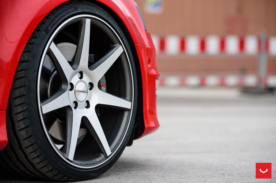 Колеса Audi S3 Sportback on Vossen Wheels (CV7) 2016 года  (фото 9 из 26)